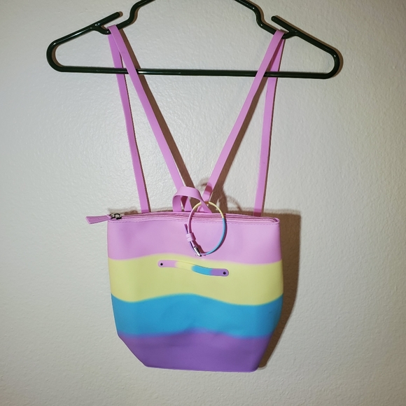 Handbags - Sale Yummy gummy sented bag with accessories